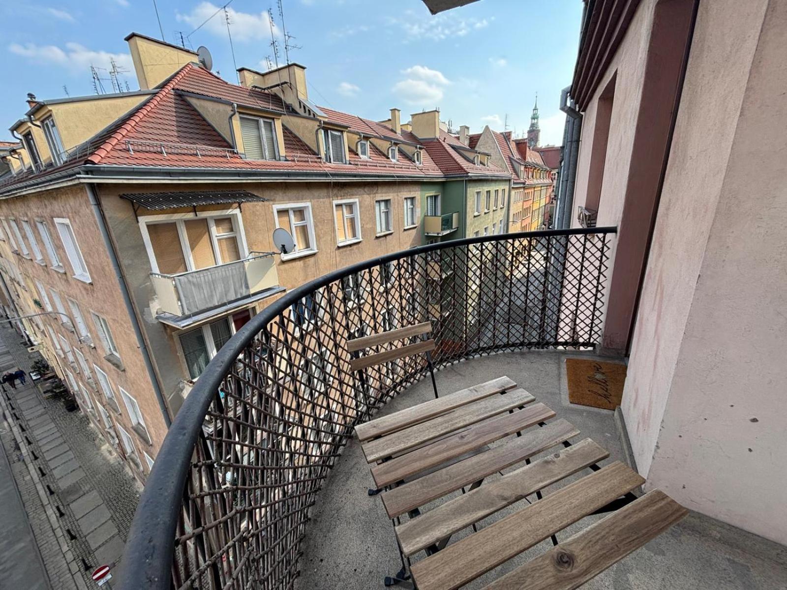 Muzyczna Oaza Przy Rynku Apartment วรอตซวาฟ ภายนอก รูปภาพ